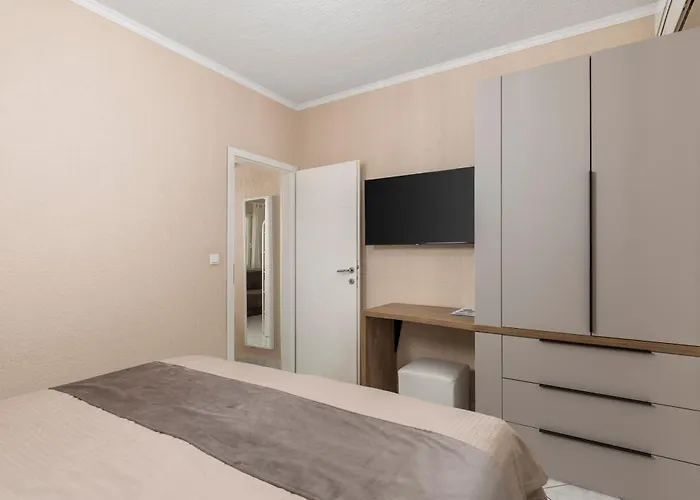 Chiara Opatija Апартаменты Ичичи